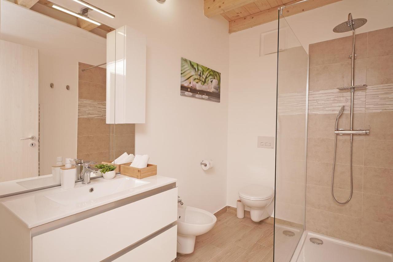 Apartments Villa Bougainville Сан-Феличе-дель-Бенако Экстерьер фото