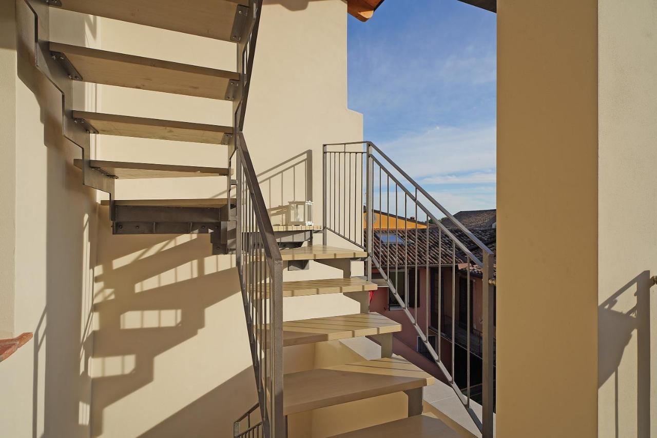 Apartments Villa Bougainville Сан-Феличе-дель-Бенако Экстерьер фото