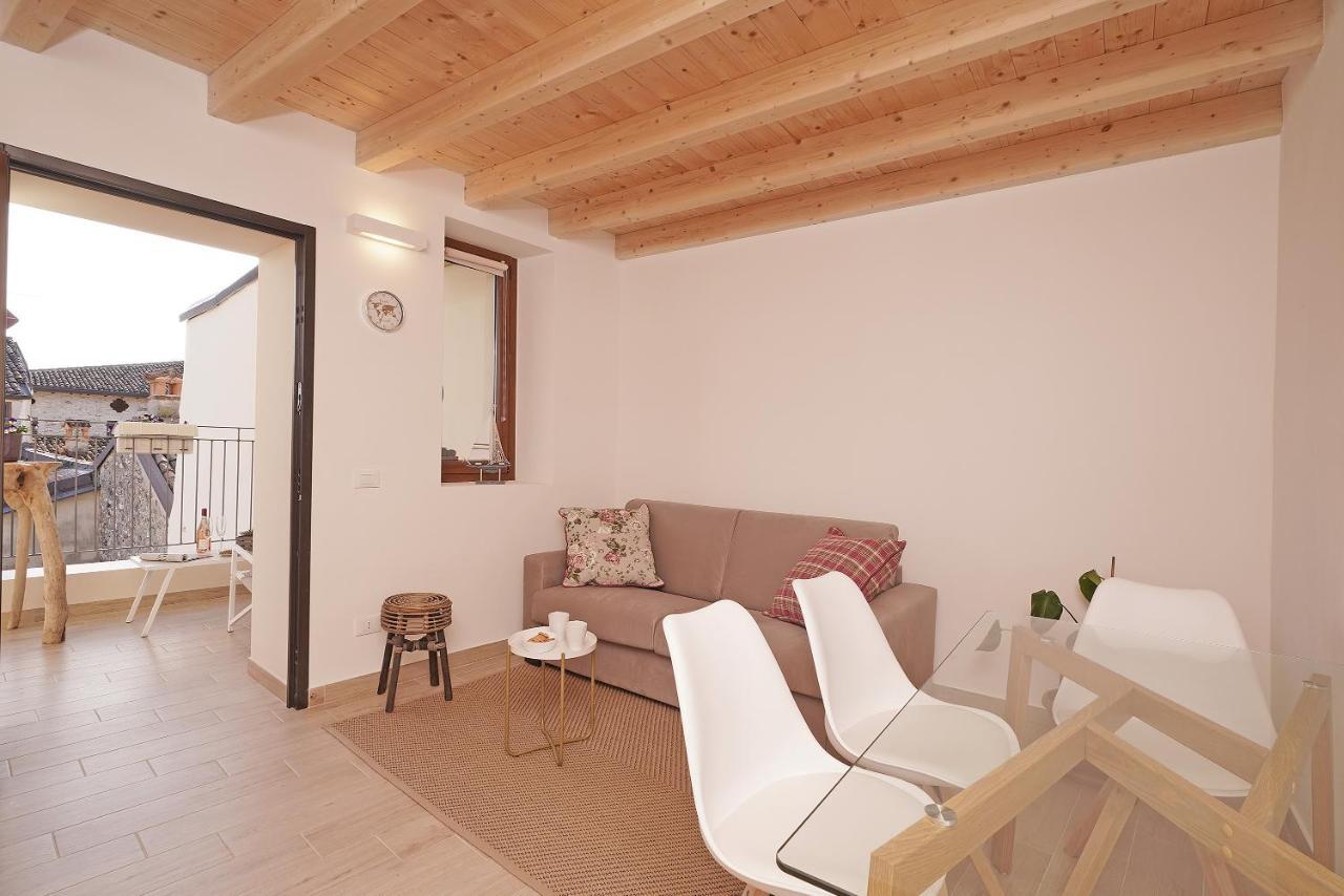 Apartments Villa Bougainville Сан-Феличе-дель-Бенако Экстерьер фото