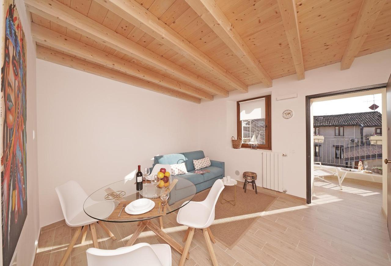Apartments Villa Bougainville Сан-Феличе-дель-Бенако Экстерьер фото
